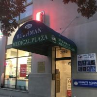 Bukham pharmacie plaza