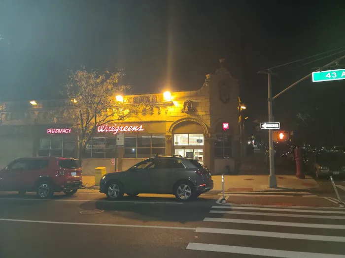 Walgreens Pharmacy 8