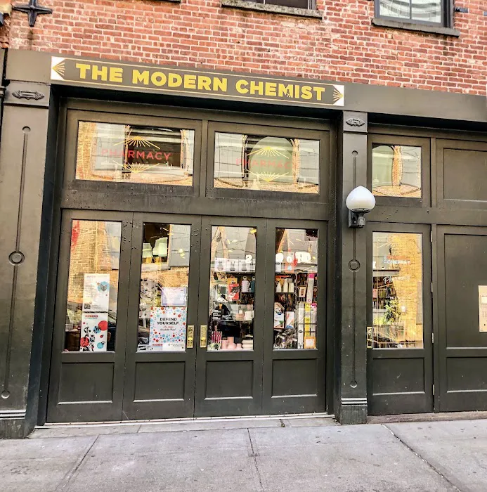 The Modern Chemist - DUMBO 3