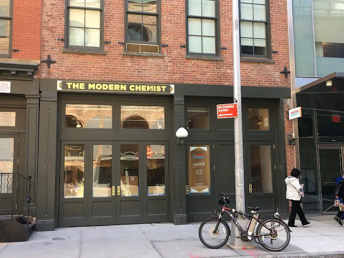 The Modern Chemist - DUMBO 5