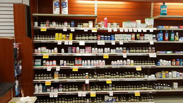 Green Life Pharmacy 3