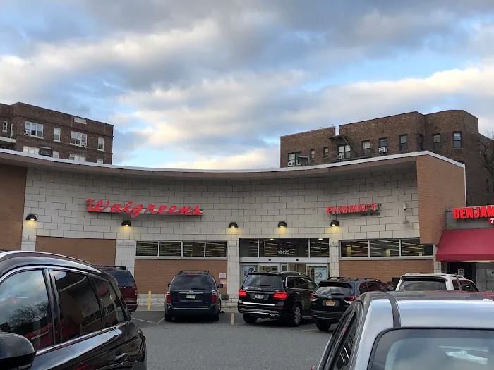 Walgreens Pharmacy 6