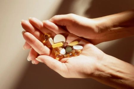 Best Vitamins for Healthy Aging: Essential Supplements to Support Aging Gracefully