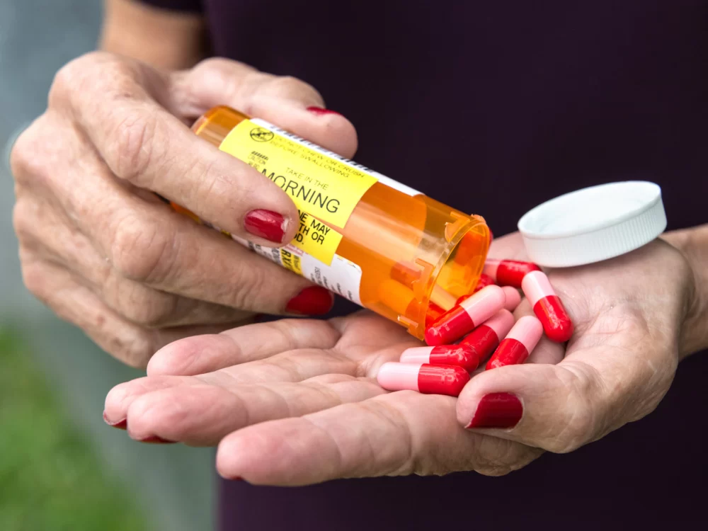 Effective Strategies to Save on Prescription Medications Without Compromising Health